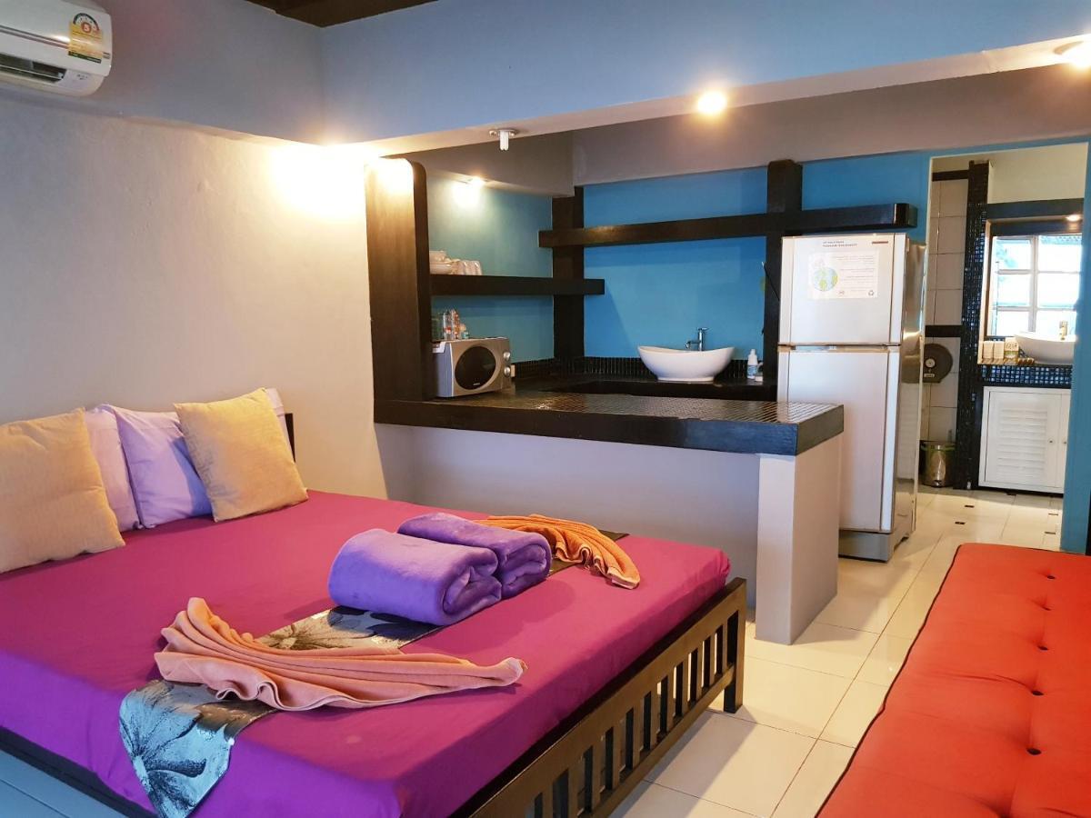 Zone6 Coworking Beach Apartment Old 2W Beach Hostel, Koh Samui Bophut Exterior foto